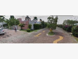 Casa en remate en Colinas de Santa Fe, Xochitepec, Morelos