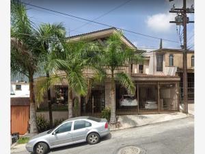 Casa en venta en Colinas de San Jerónimo, Monterrey, Nuevo León