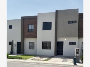 Casa en venta en Tabachines, Gómez Palacio, Durango Casa en venta en Tabachines, Gómez Palacio, Durango
