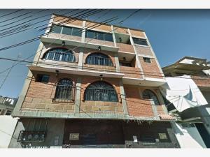Edificio en remate en Pedregal de Santo Domingo, Coyoacán, Ciudad de México