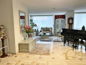 Casa en venta en Bosque de la Herradura, jardín, 4 o 5 recámaras