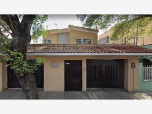 Casa en venta en Claveria, Azcapotzalco, Ciudad de México Casa en venta en Claveria, Azcapotzalco, Ciudad de México