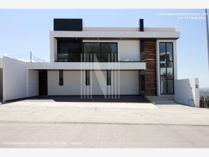 Casa en venta en Porta Toscana, León, Guanajuato