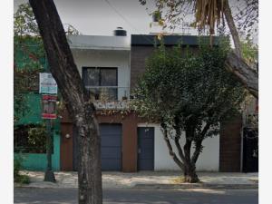 Casa en venta en Claveria, Azcapotzalco, Ciudad de México