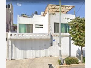 Casa en venta en El Rosedal, Coyoacán, Ciudad de México