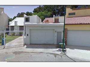 Casa en venta en Jardines Senecu, Juárez, Chihuahua Casa en venta en Jardines Senecu, Juárez, Chihuahua