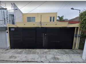 Casa en venta en La Calma, Zapopan, Jalisco Casa en venta en La Calma, Zapopan, Jalisco