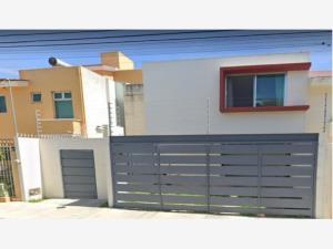 Casa en venta en Jardines Vallarta, Zapopan, Jalisco Casa en venta en Jardines Vallarta, Zapopan, Jalisco
