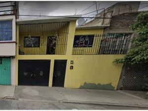 Casa en venta en Metropolitana Tercera Sección, Nezahualcóyotl, México