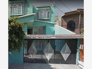 Casa en venta en Cerro de la Estrella, Iztapalapa, Ciudad de México Casa en venta en Cerro de la Estrella, Iztapalapa, Ciudad de México