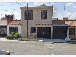 Casa en venta en La Paz, San Juan del Río, Querétaro Casa en venta en La Paz, San Juan del Río, Querétaro