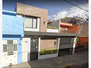 Casa en venta en Educacion, Coyoacán, Ciudad de México