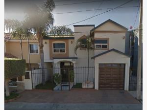 Casa en venta en Playas de Tijuana Sección Costa, Tijuana, Baja California