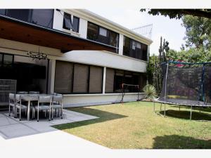 Casa en venta en Lomas de Tecamachalco, Naucalpan de Juárez, México