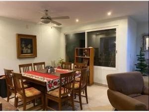 Casa en venta en Cerro de la Estrella, Iztapalapa, Ciudad de México Casa en venta en Cerro de la Estrella, Iztapalapa, Ciudad de México