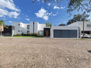 RENTA DE RESIDENCIA EN TROJES DEL SOL *A PARTIR DE  SEP 2027*