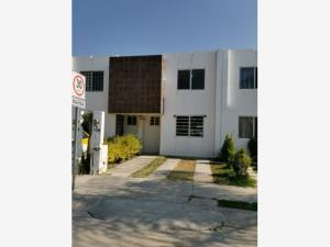 Casa en venta en Los Héroes León, León, Guanajuato