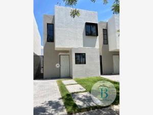 Casa en venta en Los Palmares San Vicente, Bahía de Banderas, Nayarit