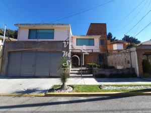 Casa en venta en San Carlos, Metepec, México