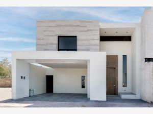 Casa en venta en Residencial Senderos, Torreón, Coahuila de Zaragoza Casa en venta en Residencial Senderos, Torreón, Coahuila de Zaragoza