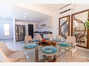 Casa en venta en Gran Santa Fe 2, Benito Juárez, Quintana Roo