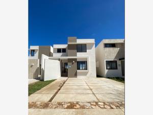Casa en venta en Cholul, Mérida, Yucatán