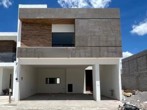 Casa en venta en Los Viñedos, Torreón, Coahuila de Zaragoza Casa en venta en Los Viñedos, Torreón, Coahuila de Zaragoza