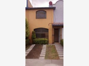 Casa en venta en San Buenaventura, Ixtapaluca, México