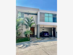 Casa en venta en Palmira, Cuernavaca, Morelos Casa en venta en Palmira, Cuernavaca, Morelos