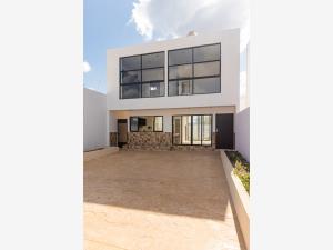 Casa en venta en Chichi Suarez, Mérida, Yucatán Casa en venta en Chichi Suarez, Mérida, Yucatán