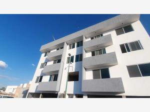 Departamento en renta en Granjas Banthi, San Juan del Río, Querétaro
