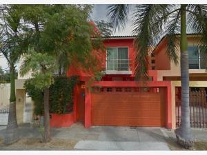 Casa en venta en Residencial Fluvial Vallarta, Puerto Vallarta, Jalisco