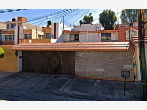 Casa en venta en Colon Echegaray, Naucalpan de Juárez, México