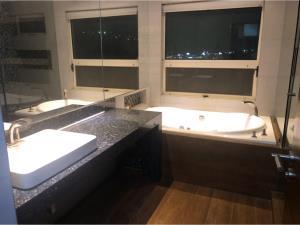 Casa en venta en Cumbres Elite Premier Privada Santa Helena, Monterrey, Nuevo León
