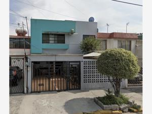 Casa en venta en Los Laureles, Ecatepec de Morelos, México