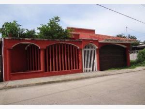 Casa en venta en Santa Maria de Guadalupe, Cárdenas, Tabasco