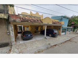 Casa en venta en Del Bosque, Tampico, Tamaulipas