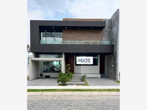 Casa en venta en Bosques Santa Anita, Tlajomulco de Zúñiga, Jalisco