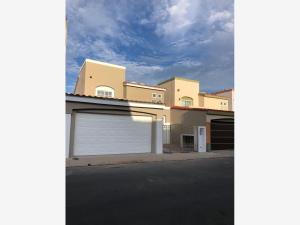 Casa en renta en Residencial San Marino, Tijuana, Baja California