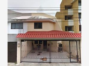 Casa en venta en Supermanzana 43, Benito Juárez, Quintana Roo Casa en venta en Supermanzana 43, Benito Juárez, Quintana Roo