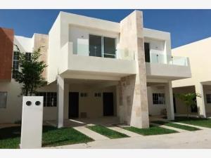 Casa en venta en Zendala Residencial, Solidaridad, Quintana Roo Casa en venta en Zendala Residencial, Solidaridad, Quintana Roo
