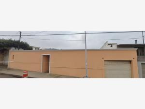 Casa en venta en Moderna, Ensenada, Baja California