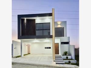 Casa en venta en San José Novillero, Boca del Río, Veracruz de Ignacio de la Llave