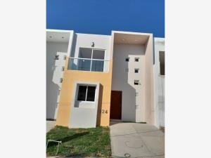 Casa en venta en Lindavista, Villa de Álvarez, Colima