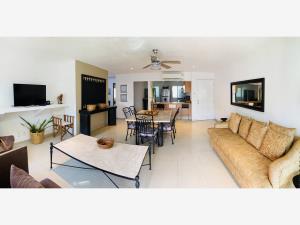 Departamento en venta en Diamante Lakes, Acapulco de Juárez, Guerrero