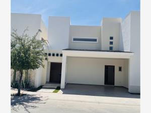 Casa en venta en Almeras, Torreón, Coahuila de Zaragoza