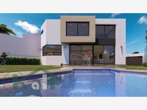 Casa en venta en Lomas de Tetela, Cuernavaca, Morelos