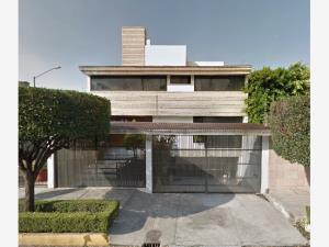 Casa en venta en Paseos de Taxqueña, Coyoacán, Ciudad de México Casa en venta en Paseos de Taxqueña, Coyoacán, Ciudad de México