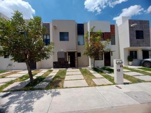 Casa en venta en Rincones del Marques, El Marqués, Querétaro