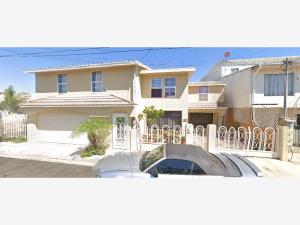 Casa en venta en Otay Universidad, Tijuana, Baja California